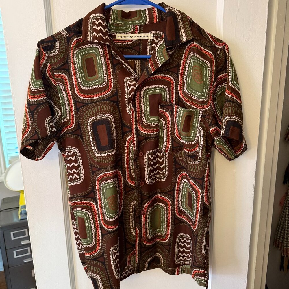 Shades of Grey by Micah Cohen Printed Short Sleeve Button Down Shirt XS